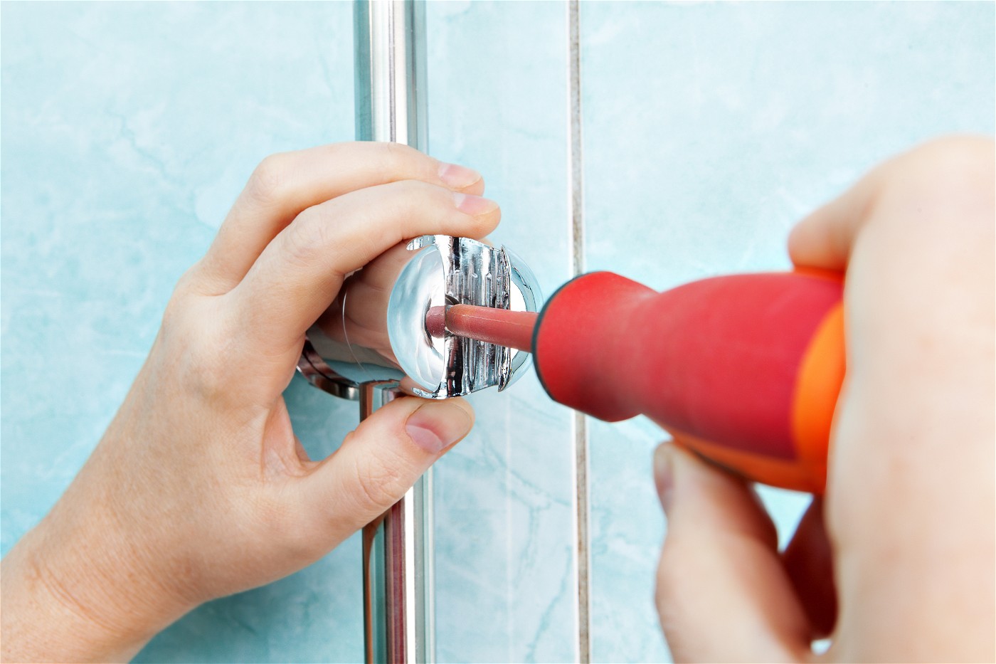 Jak zamontować kolumnę prysznicową?